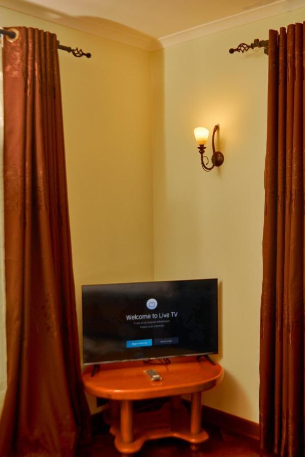 Seven Skies Hotel Аруша Экстерьер фото