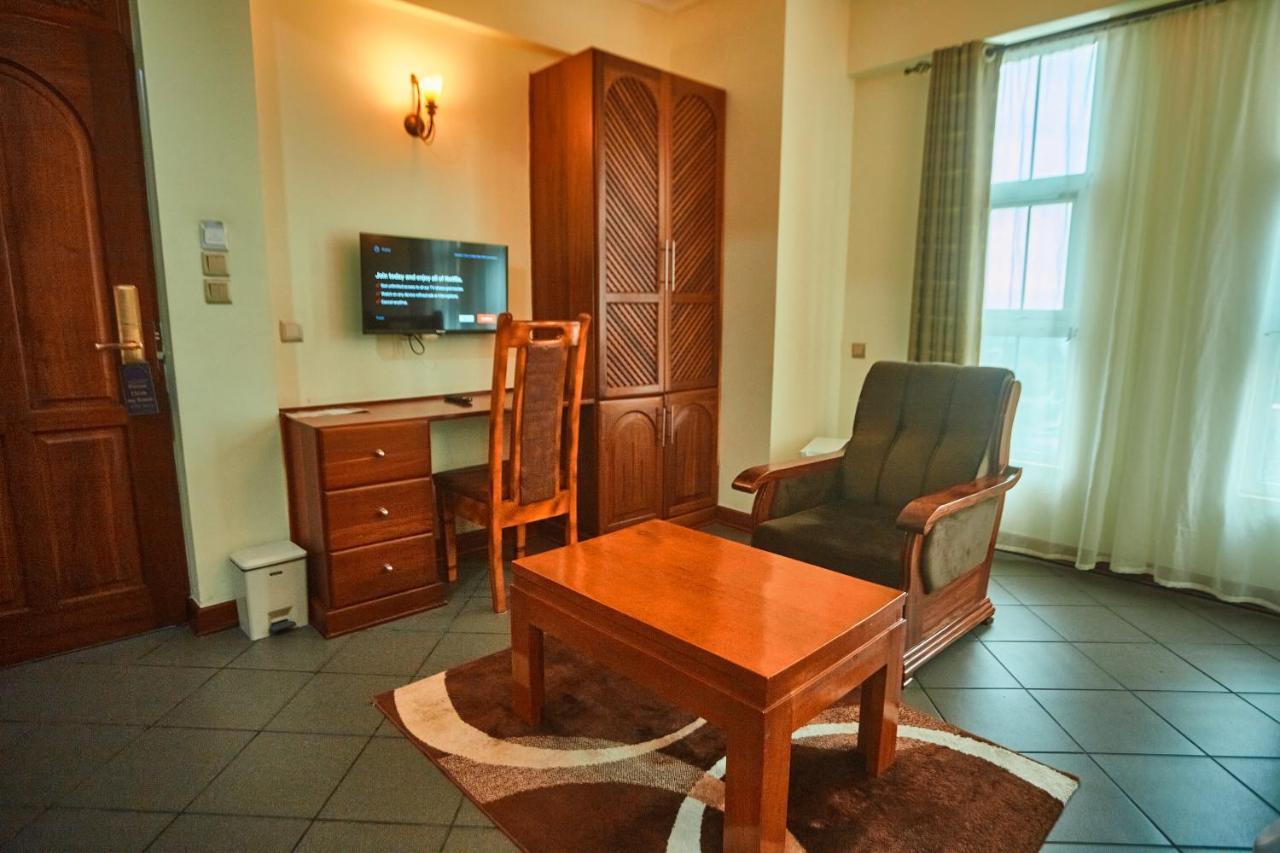 Seven Skies Hotel Аруша Экстерьер фото